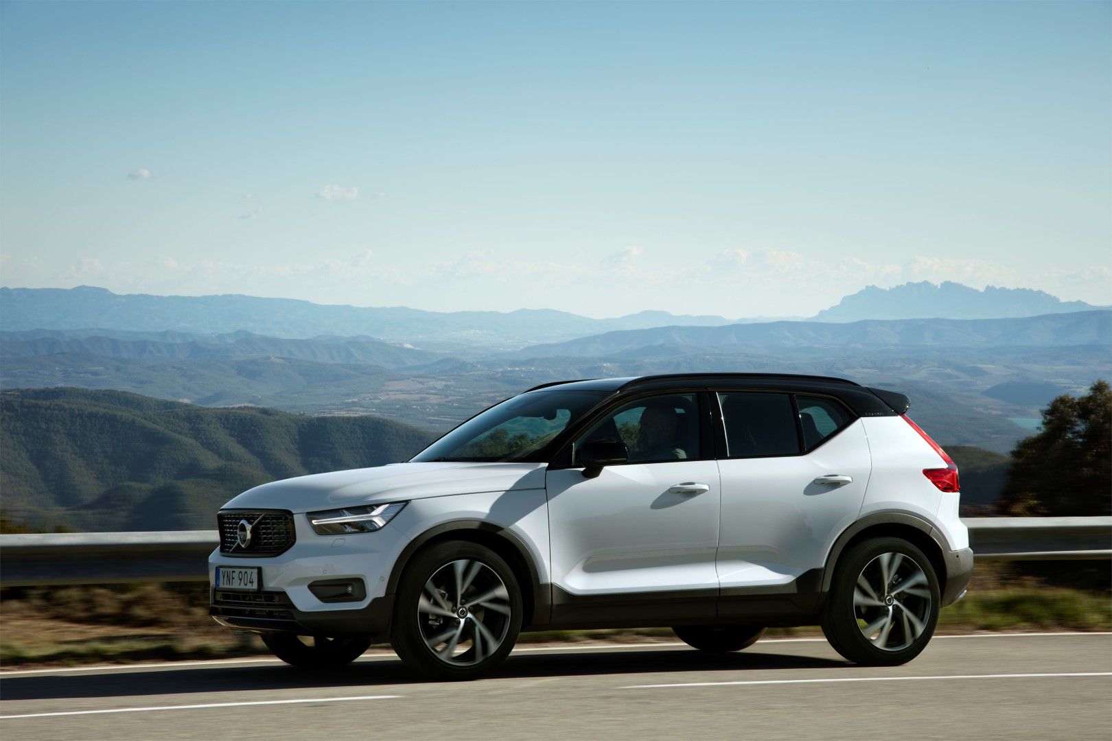 New Volvo XC40 - exterior